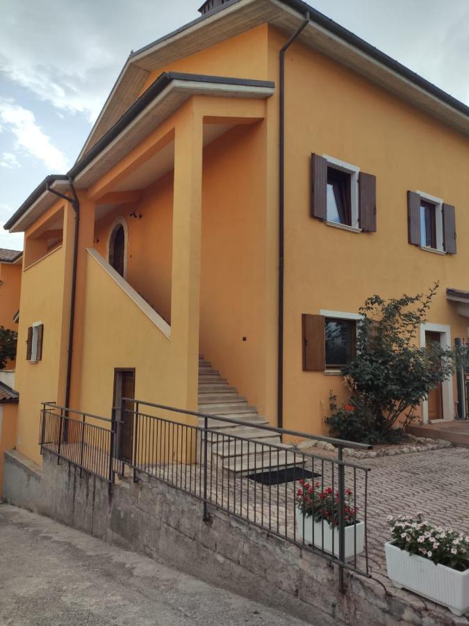 B&B Al Solito Posto LʼAquila Exteriör bild